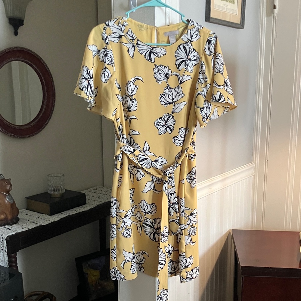 H&M Yellow Floral Tie-Waist Mini Dress with Black & White Print